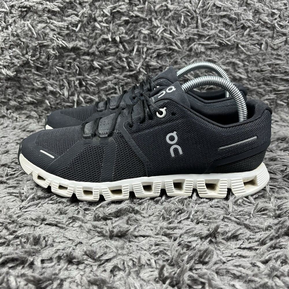 On Cloud 5 Women's 8.5 Active Running Shoes Trainers Black/White